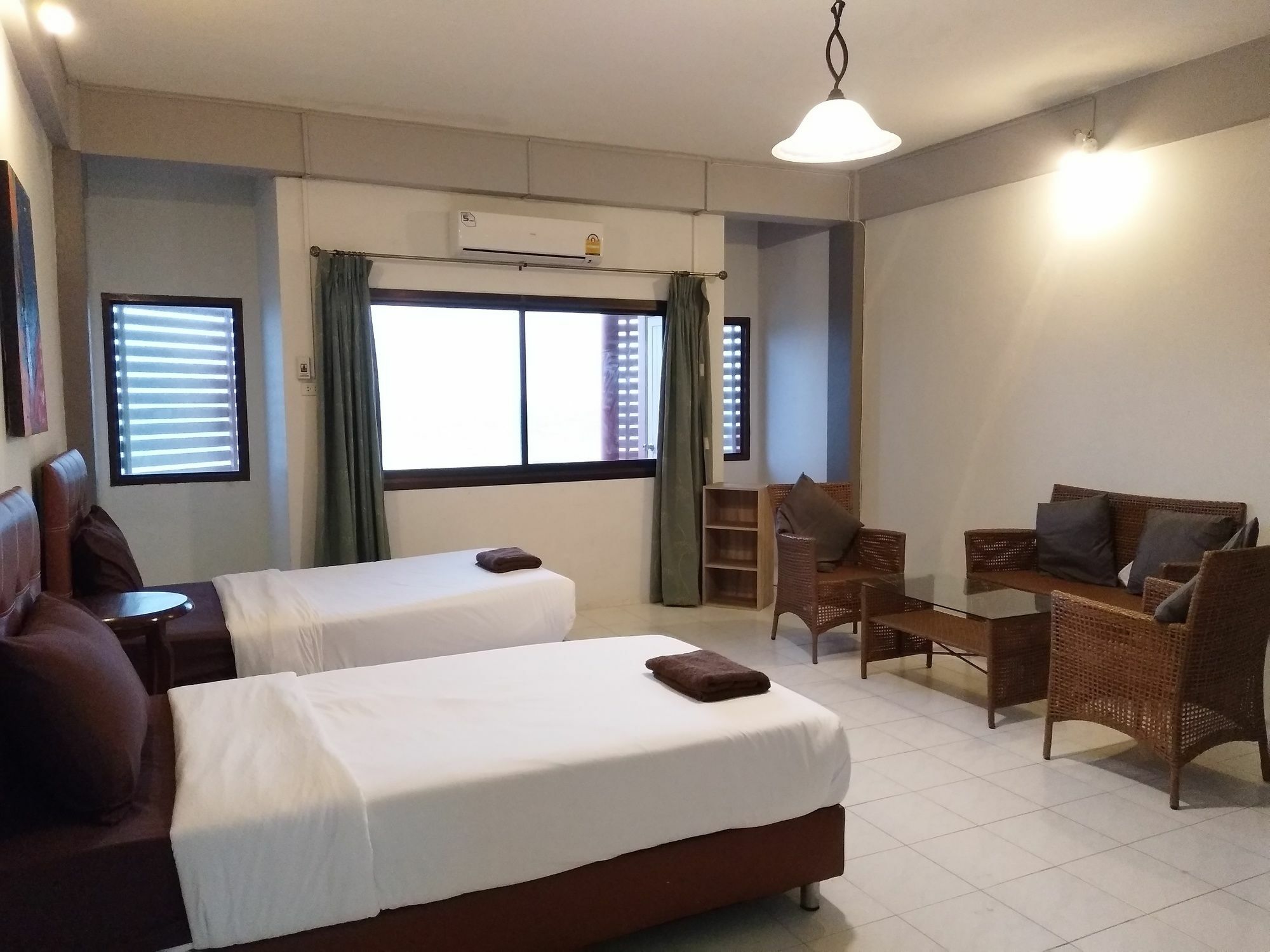 Gao Saengchan Beachfront Rayong Exterior photo